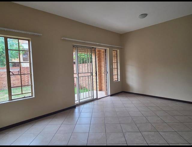 2 BEDROOM PROPERTY TO RENT IN MOOIKLOOF RIDGE ESTATE